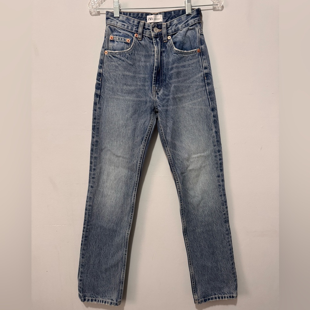 Zara Highrise Straight Leg Jeans Size 0